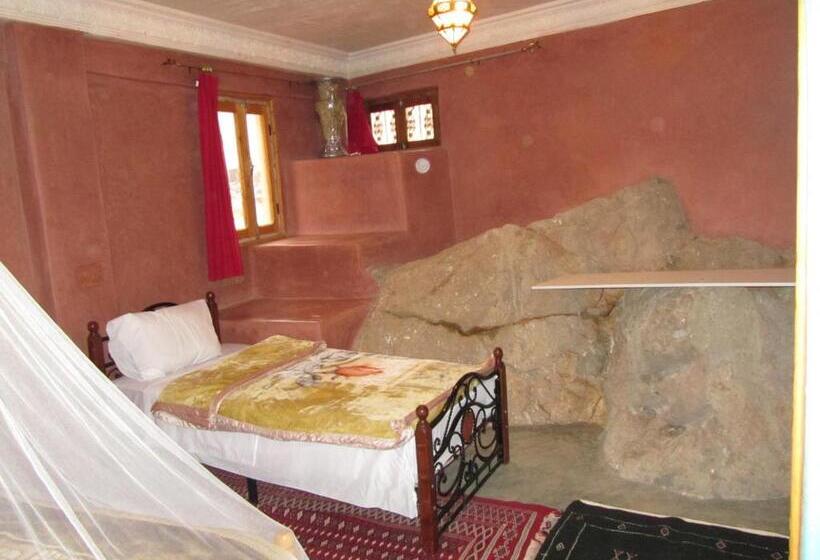 ホテル Auberge Des Cavaliers Du Todra