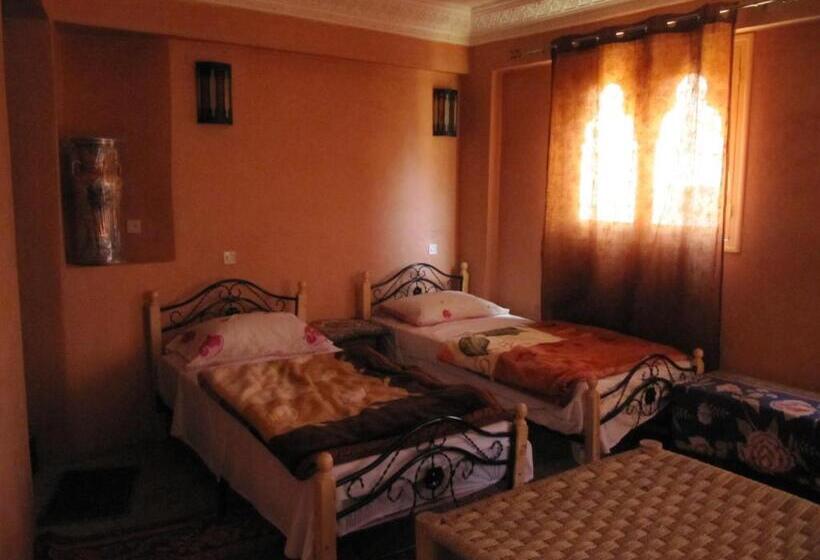 ホテル Auberge Des Cavaliers Du Todra