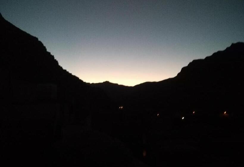 ホテル Auberge Des Cavaliers Du Todra