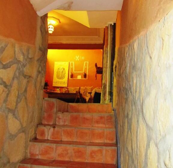 ホテル Auberge Des Cavaliers Du Todra