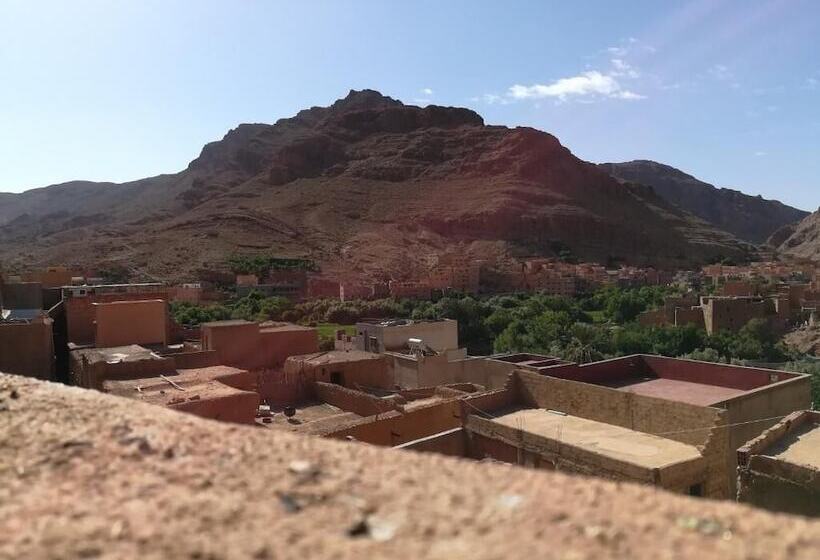 ホテル Auberge Des Cavaliers Du Todra