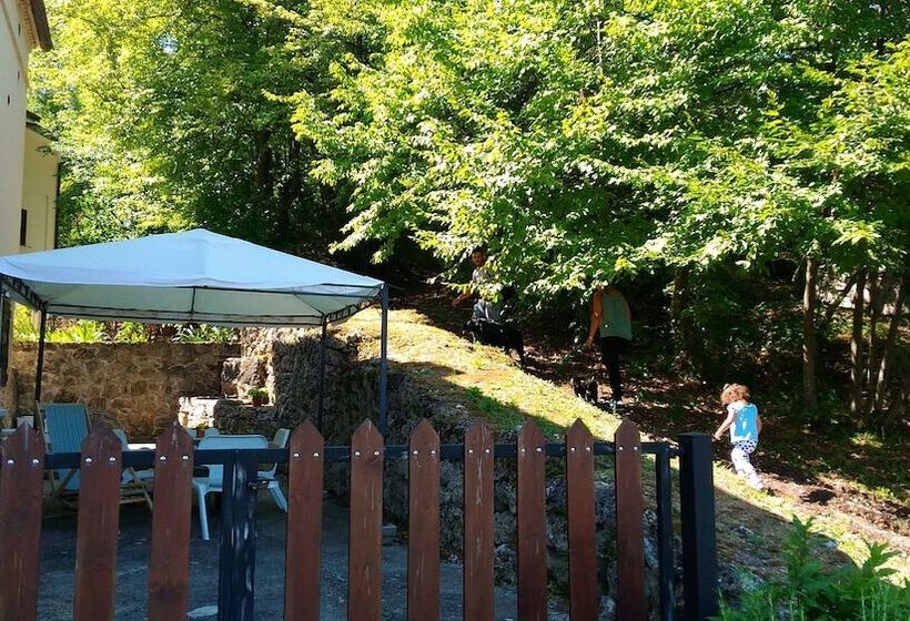 בית מלון כפרי B&b Le Pietre Ricce