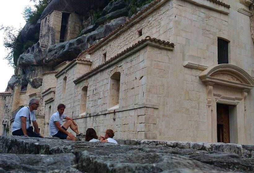 בית מלון כפרי B&b Le Pietre Ricce