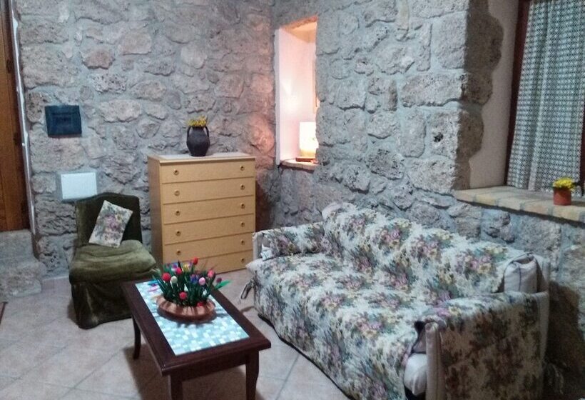 בית מלון כפרי B&b Le Pietre Ricce