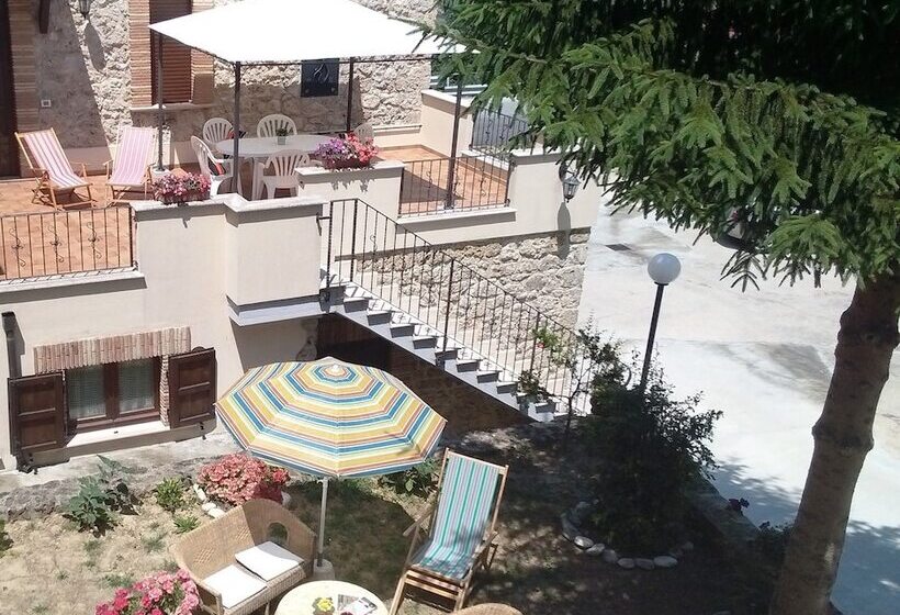 בית מלון כפרי B&b Le Pietre Ricce