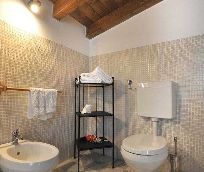 בית מלון כפרי B&b Rocca Di Bajedo