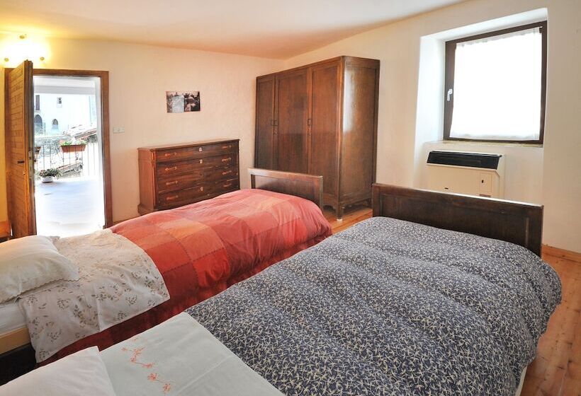 בית מלון כפרי B&b Rocca Di Bajedo