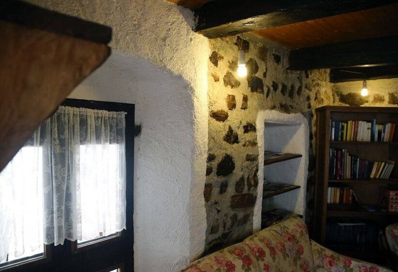 בית מלון כפרי B&b Rocca Di Bajedo