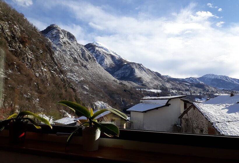 בית מלון כפרי B&b Rocca Di Bajedo