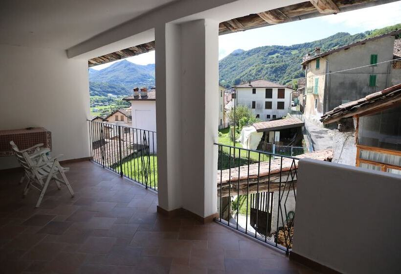 בית מלון כפרי B&b Rocca Di Bajedo