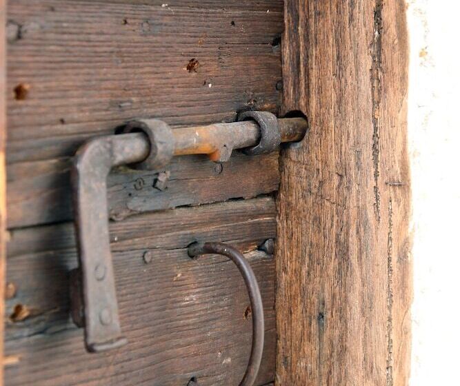 בית מלון כפרי B&b Rocca Di Bajedo