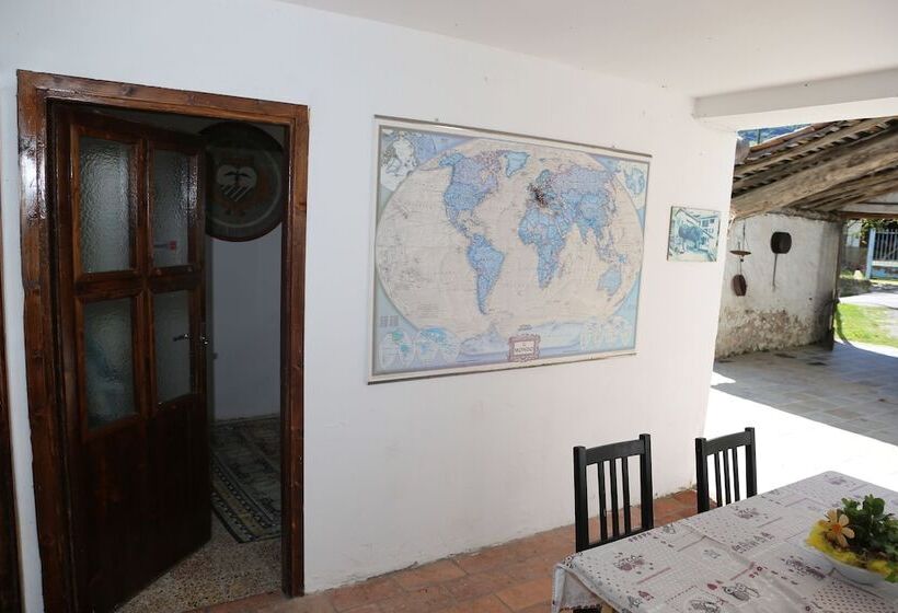 בית מלון כפרי B&b Rocca Di Bajedo