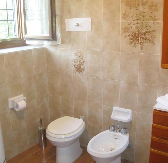 Отель Bed & Breakfast Castello Regina