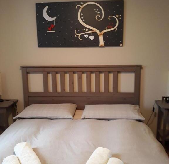 Отель Bed & Breakfast Castello Regina