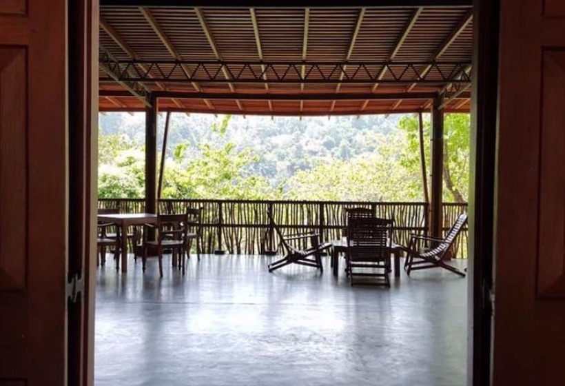 호텔 Birds Park Polgahawela