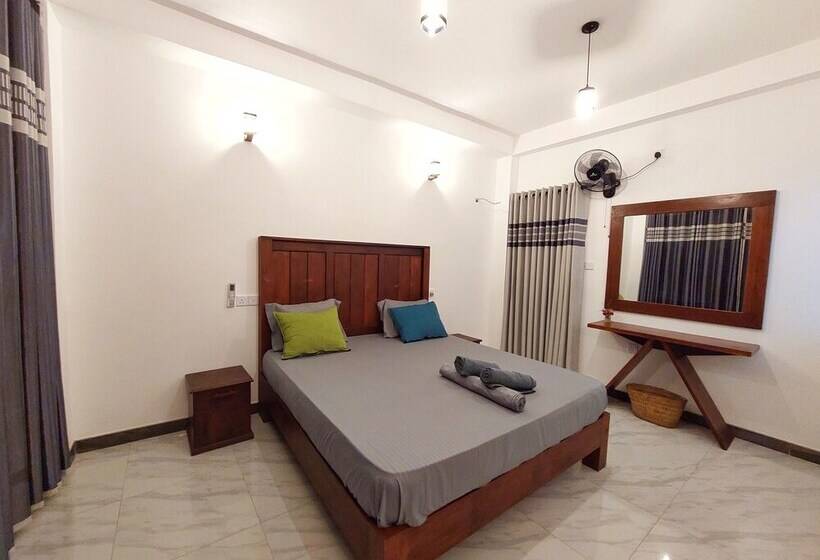 Отель Chen Villa Near Airport