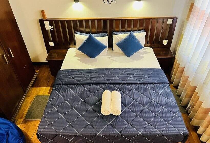 Отель Cozy Sea View Inn