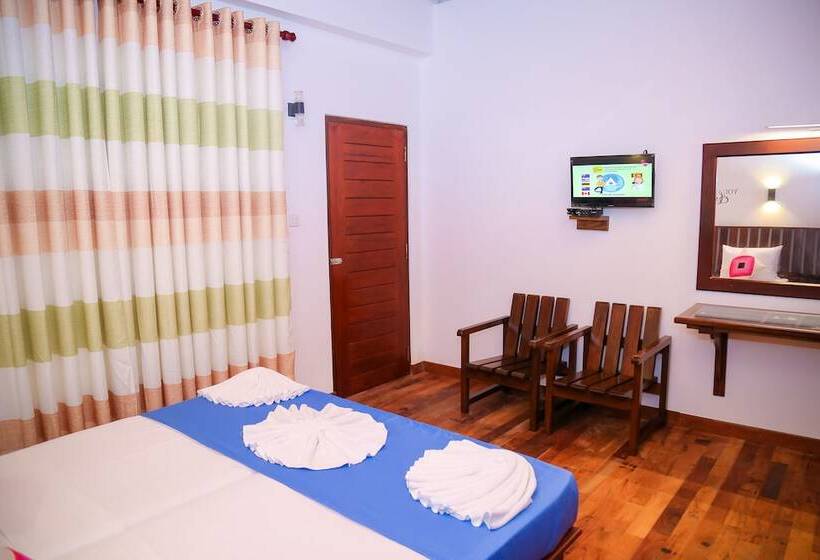 Отель Cozy Sea View Inn