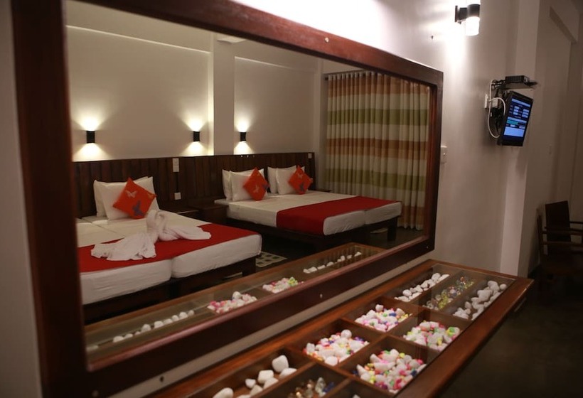 Отель Cozy Sea View Inn