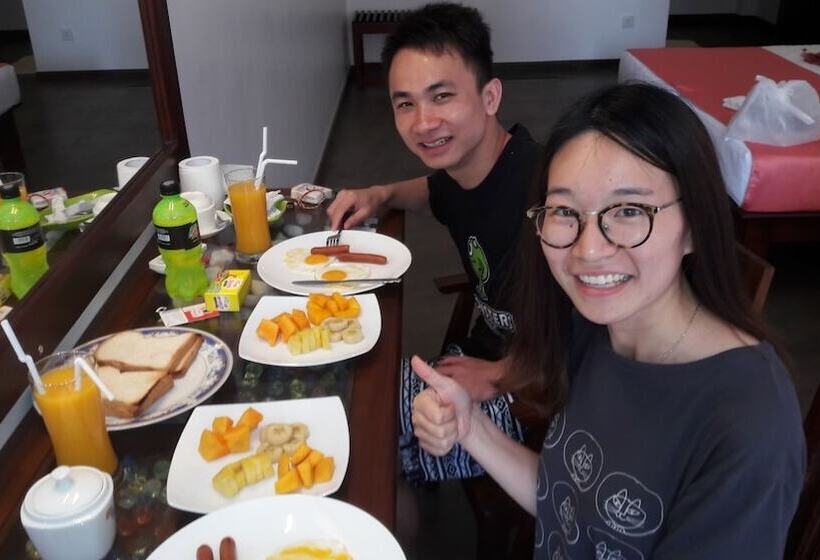 Отель Cozy Sea View Inn