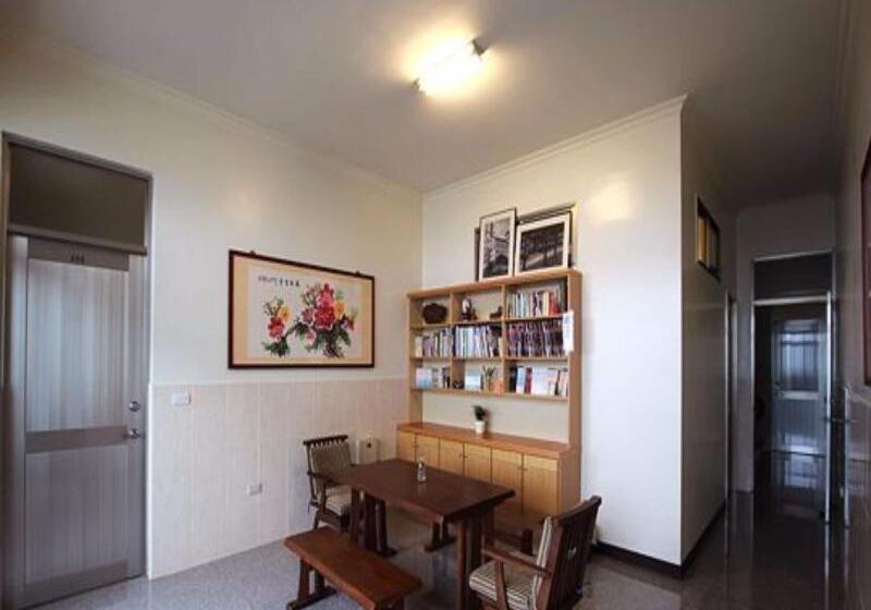 هتل De Ren Tea Gardens