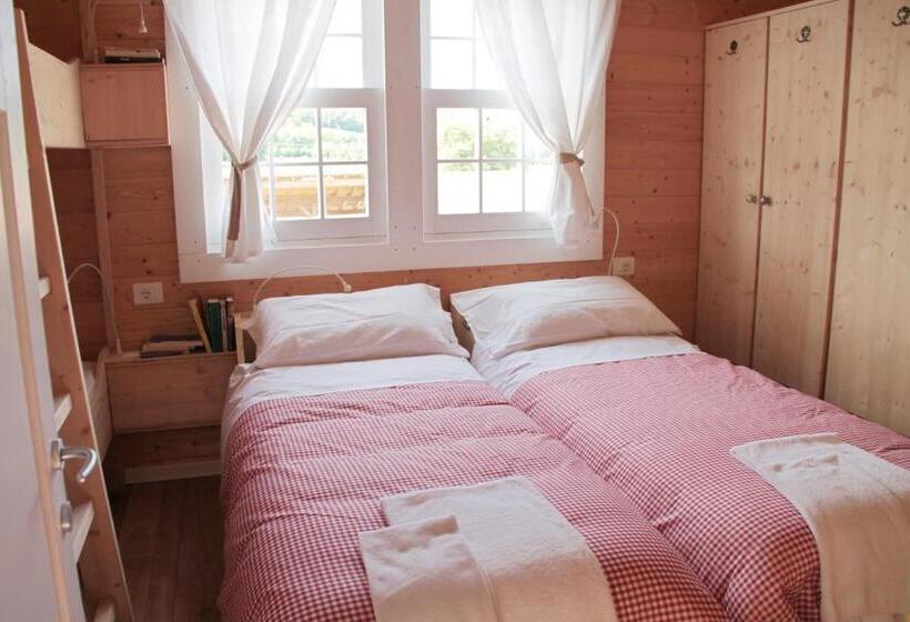 בית מלון כפרי Evolution Camp