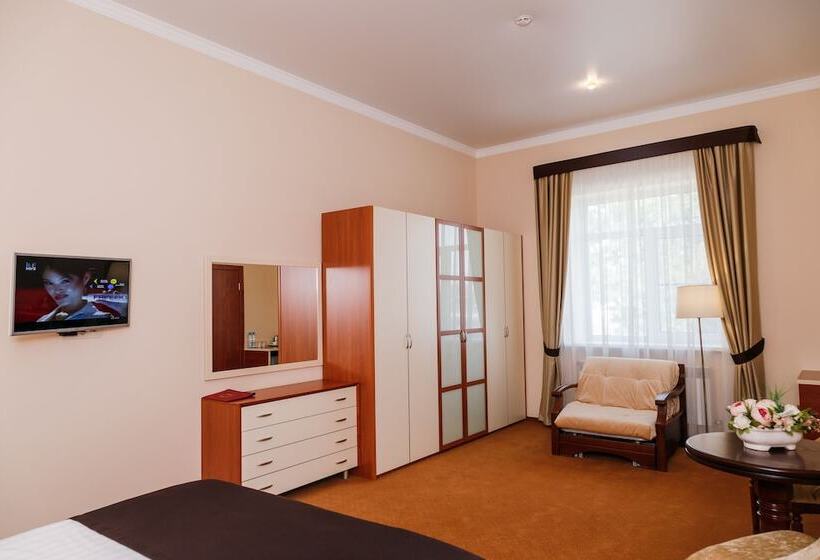 בית מלון כפרי Evropeysky