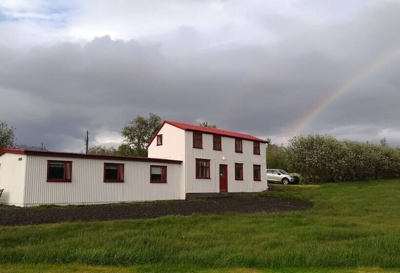 هتل Fossardalur Guesthouse