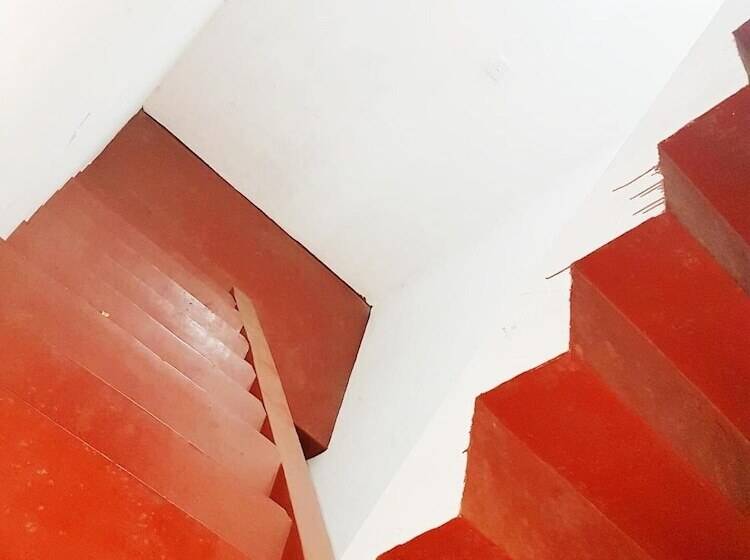 فندق Gloriya Mathews