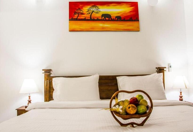 Отель Hikka Sandy Pearl Beach Resort