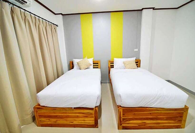 호텔 Laksasuk House