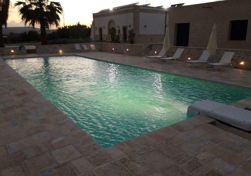 فندق Masseria La Gravina