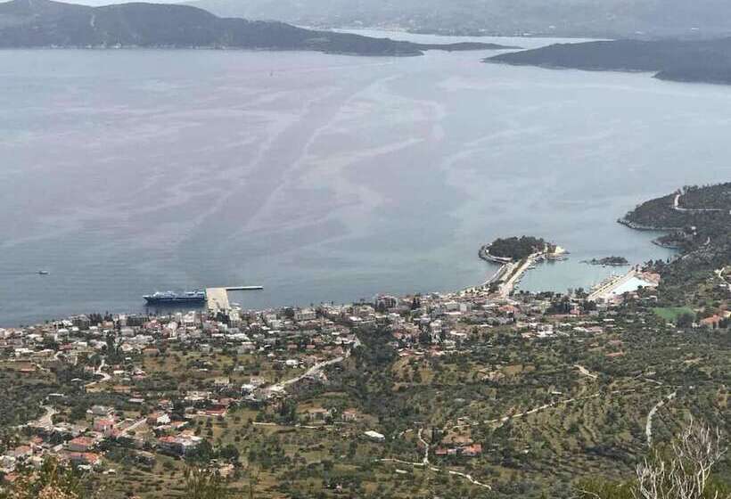 בית מלון כפרי Methanion