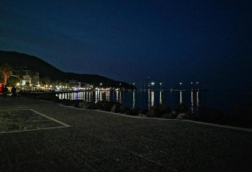 בית מלון כפרי Methanion