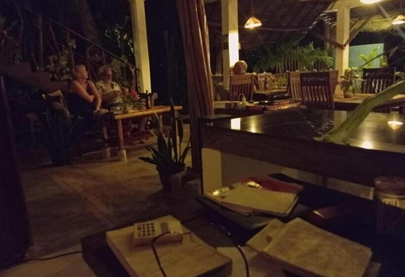 ホテル Turtle Paradise