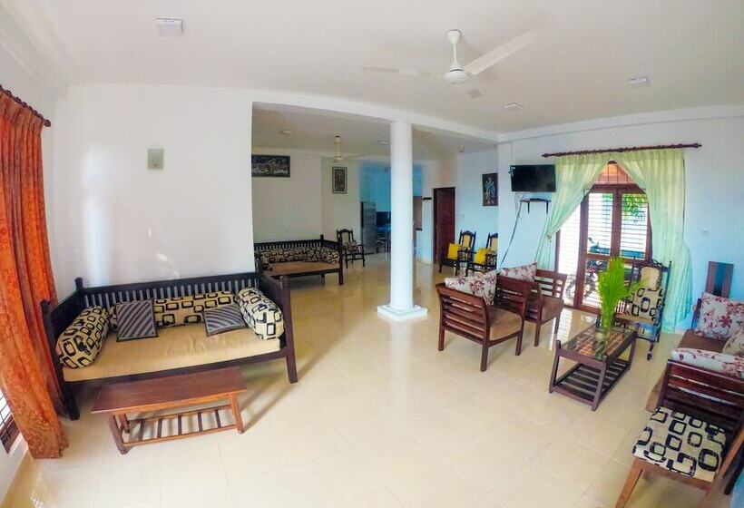 בית מלון כפרי Uppermost Villa  Galle