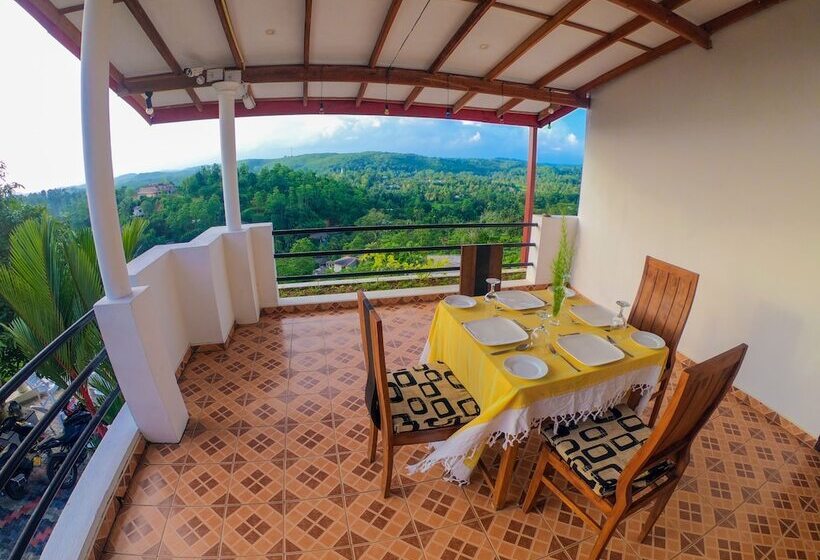 בית מלון כפרי Uppermost Villa  Galle