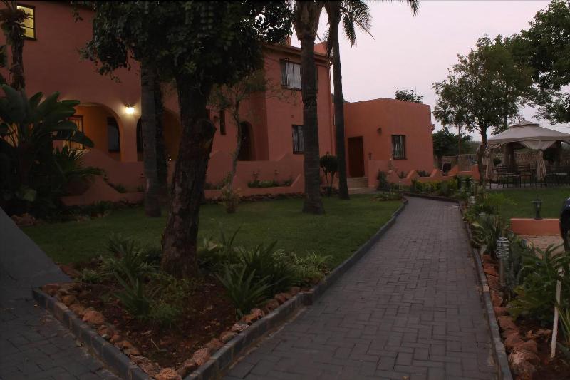 Отель Valley View Guest House