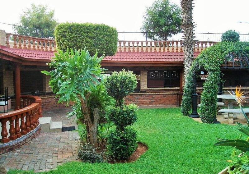 Отель Valley View Guest House