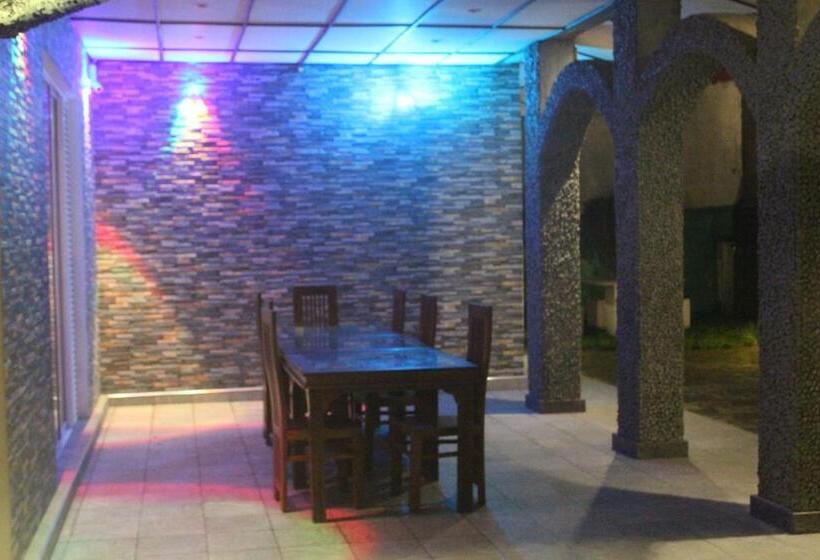 فندق Villaflorence