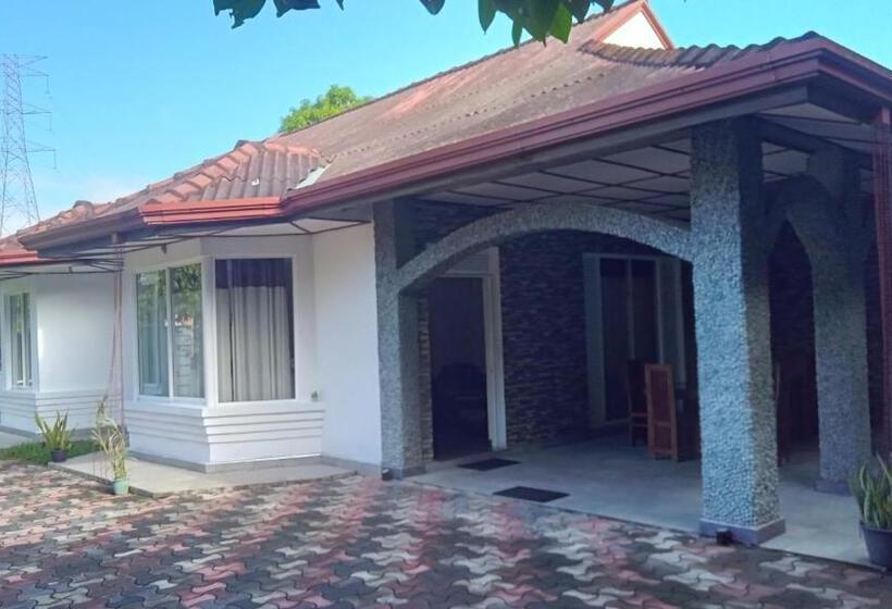 ホテル Villaflorence