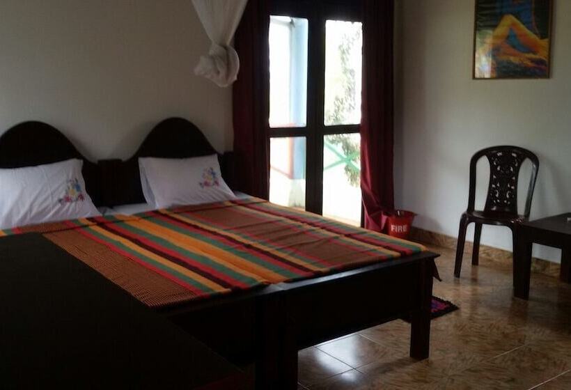 Sri Beach Bungalows And Villa