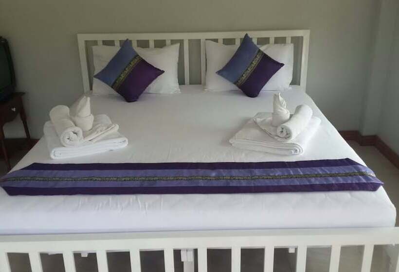 รตะธารา รีสอร์ท Ratathara Resort