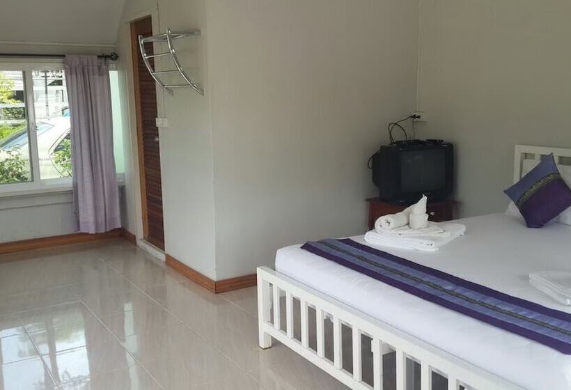 รตะธารา รีสอร์ท Ratathara Resort