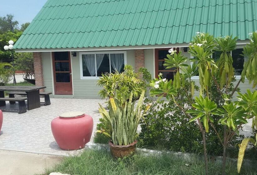 รตะธารา รีสอร์ท Ratathara Resort