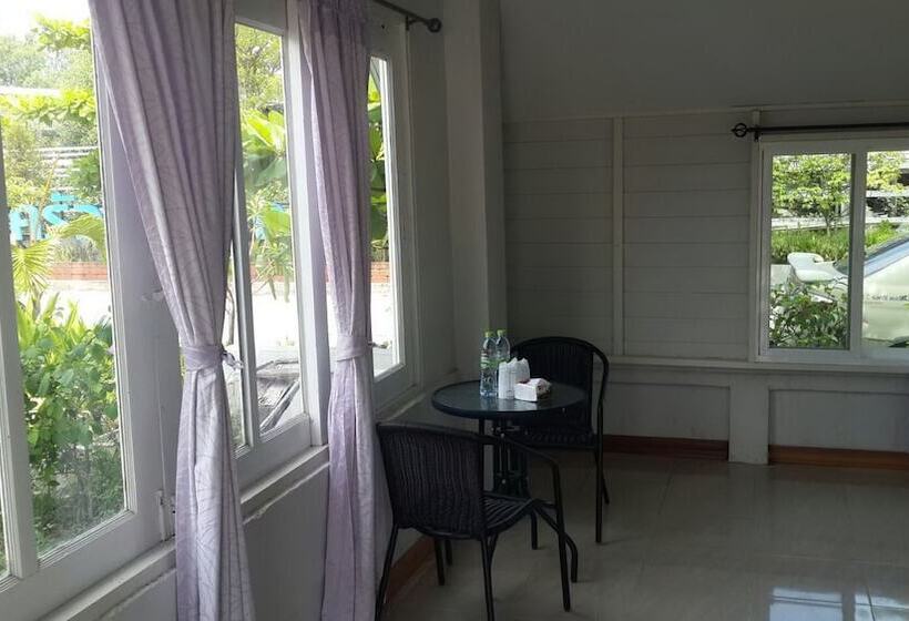 รตะธารา รีสอร์ท Ratathara Resort