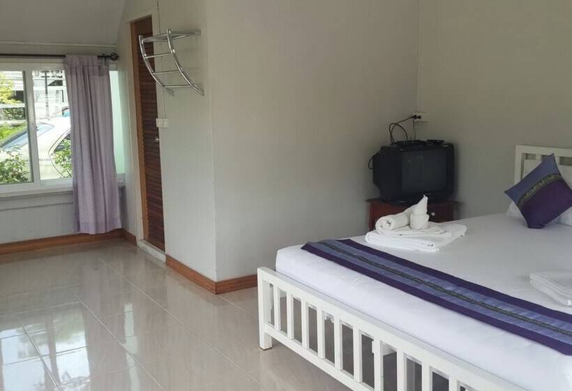 รตะธารา รีสอร์ท Ratathara Resort