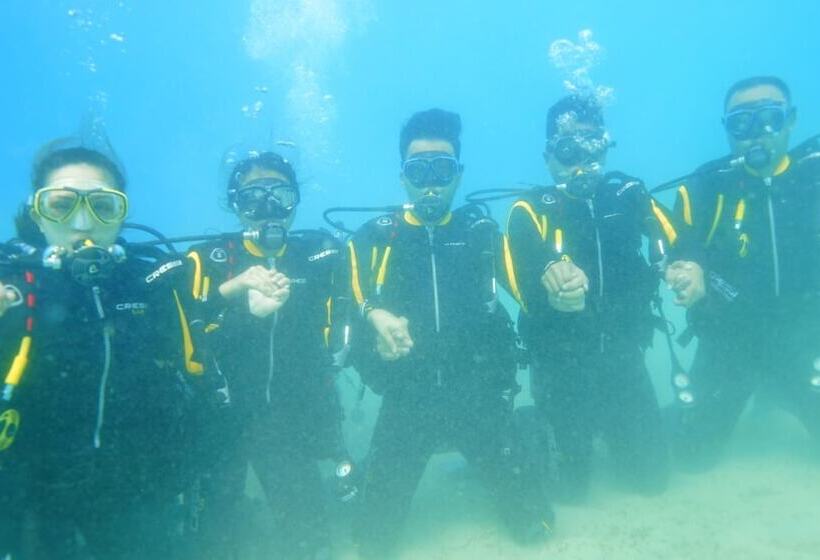 Cangdoki Resort And Dive Camp