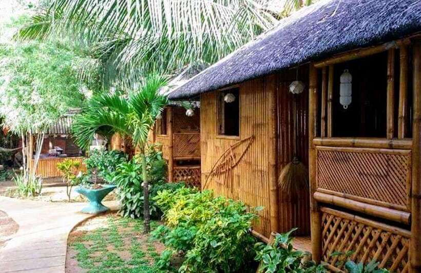 Hangout Beach & Resort