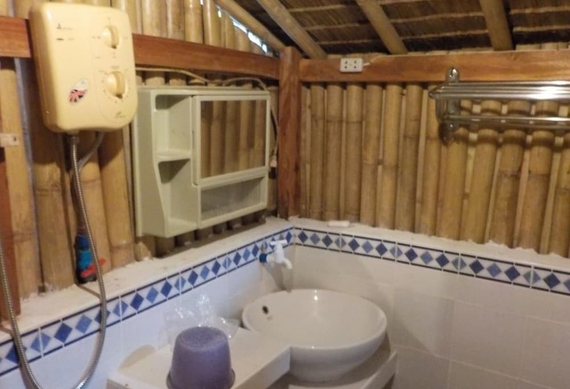 Hangout Beach & Resort